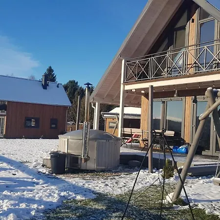 Przystanek Patulskie Holiday home Pierszczewo